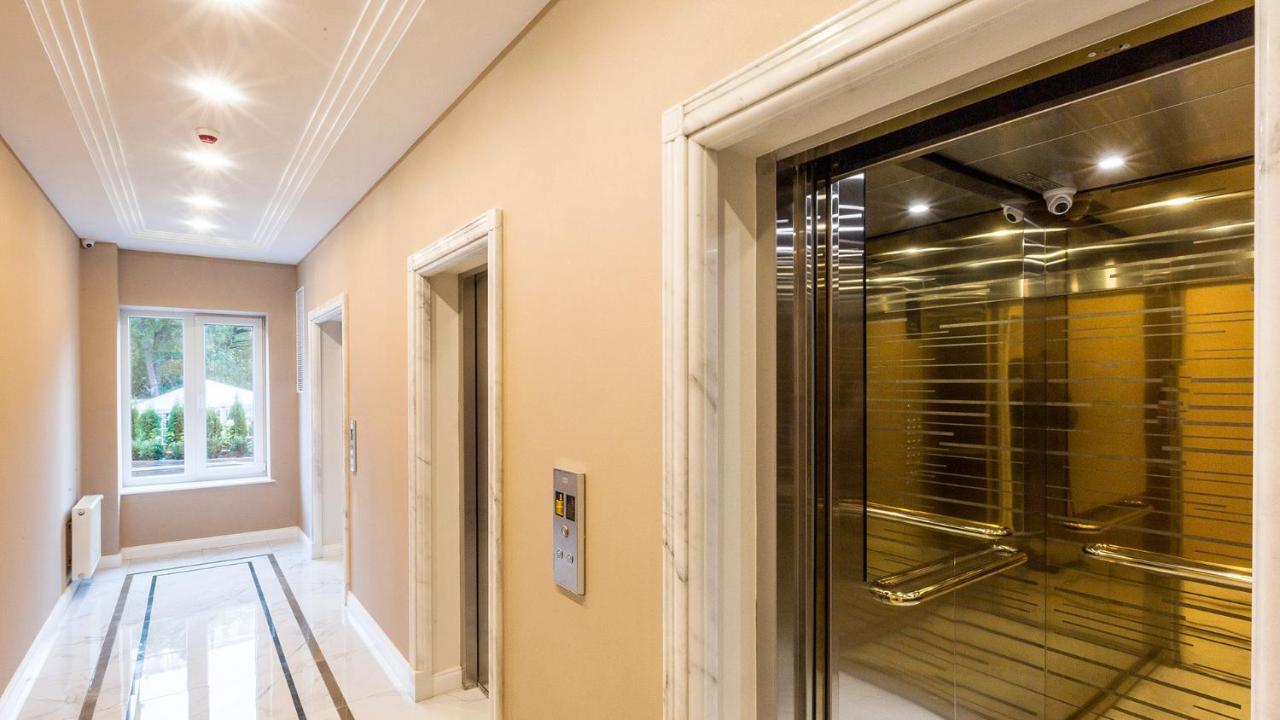 Arcadia Vip Apartments Sea View! Odessa Zewnętrze zdjęcie