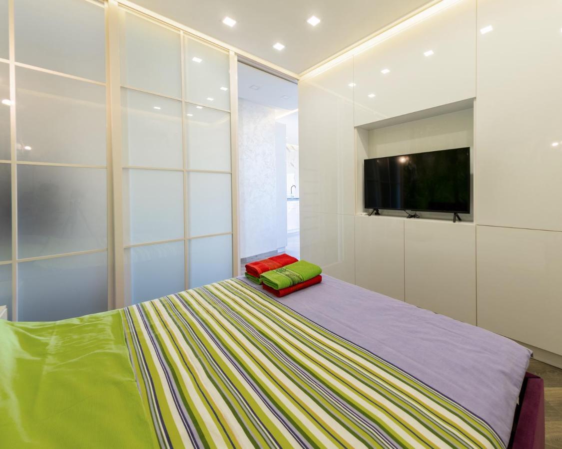 Arcadia Vip Apartments Sea View! Odessa Zewnętrze zdjęcie