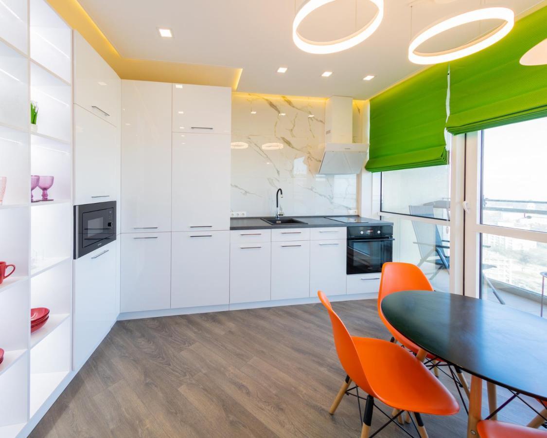Arcadia Vip Apartments Sea View! Odessa Zewnętrze zdjęcie